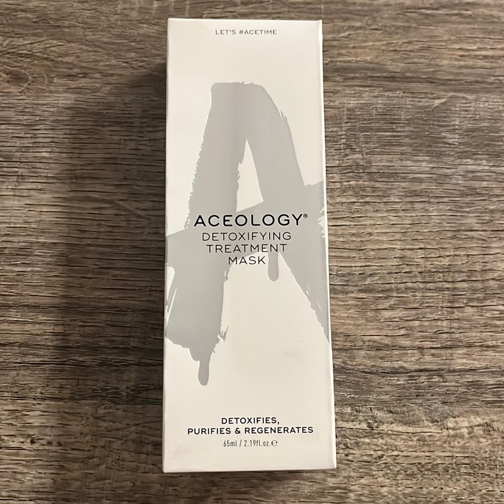 Aceology Detoxifying Treatment Mask